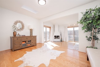 1103 Calle Florinda, Santa Fe, NM 87507
