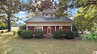 893 Peach Orchard Rd, Murray, KY 42071