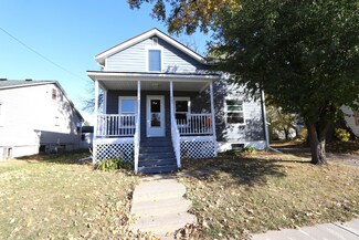 609 4th St SW, Waseca, MN 56093