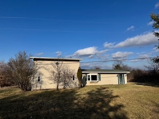 9591 Silsbee Rd, Hammondsport, NY 14840