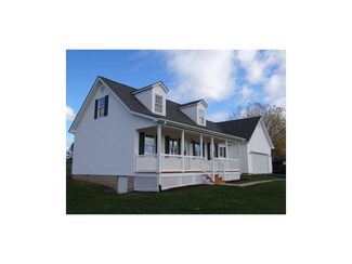 12131 Deerfield Ln, Glade Spring, VA 24340