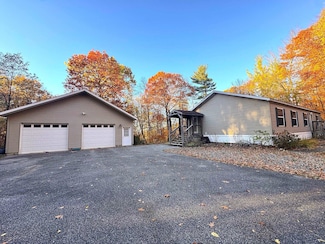 150 Fillmore St, Bennington, VT 05201