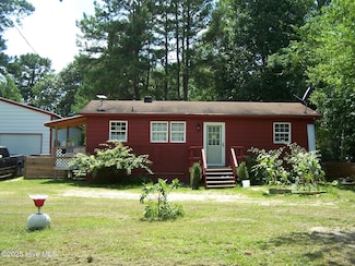 206 Community Rd, Eagle Springs, NC 27242