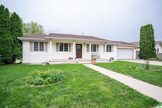 1537 1st Ave SW, Le Mars, IA 51031