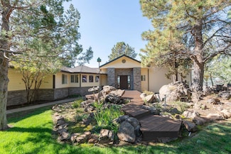 59649 Okanagan Ln, Bend, OR 97702