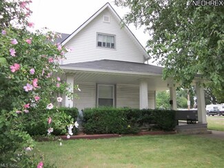 2637 W 41st Place, Cleveland, OH 44113