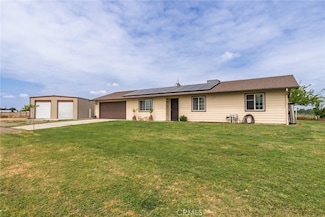 13142 Robbins Ln, Madera, CA 93638