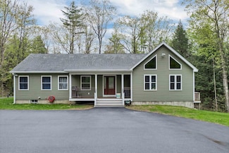 29 Reservoir Heights Rd, Plymouth, NH 03264