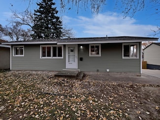 3806 Hampshire Ave N, Minneapolis, MN 55427