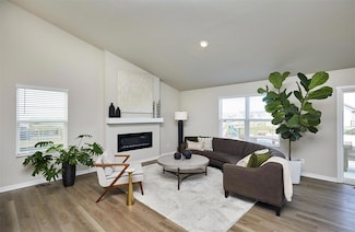 1055 Northview Dr, Waukee, IA 50263