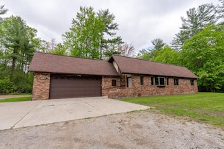 6568 Sandy Ridge Dr, Hope, MI 48628
