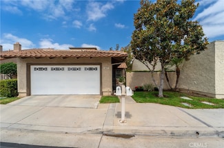 607 Valley Forge Dr, Placentia, CA 92870