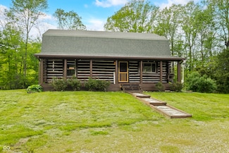 6968 S 300 W, Trafalgar, IN 46181