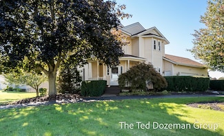 2513 Meadow Dr, Zeeland, MI 49464