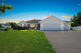 2827 Snowbird Ct, Green Bay, WI 54313