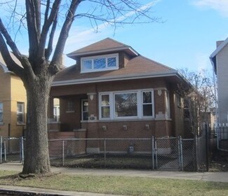 1931 N Tripp Ave, Chicago, IL 60639