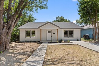 5417 Carver Dr, Fort Worth, TX 76107