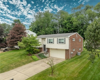 43 Dover Rd, Irwin, PA 15642