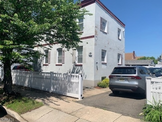 13 Avenue A, Lodi, NJ 07644