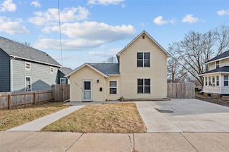 1517 E Court Ave, Des Moines, IA 50316