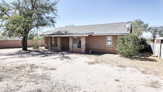 1094 N Pomerene Rd, Benson, AZ 85602