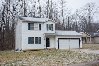 2502 Emerson Forest Pkwy, South Bend, IN 46614