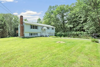 14 Queen St, Shelton, CT 06484