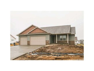 2120 Hillside Dr, Ely, IA 52227