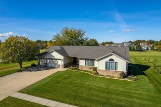 334 Fairway Cir, Edgerton, WI 53534