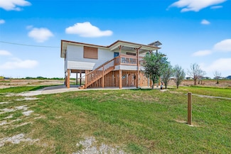 920 4th St, Port Bolivar, TX 77650