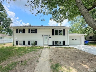 1213 Maplewood Dr, Kokomo, IN 46902