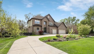 1033 W 58th St, La Grange Highlands, IL 60525
