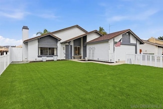 10660 Braverman Dr, Santee, CA 92071