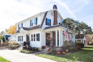 137 Winthrop Rd, Columbus, OH 43214