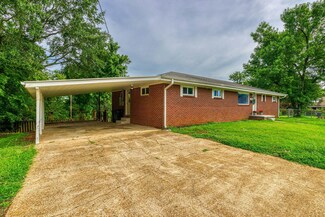 2402 Cole Ave, Florence, AL 35630