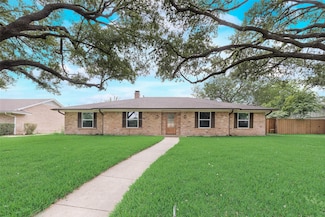 511 Brookshire Ln, Richardson, TX 75080