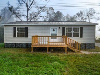 386 Barker Rd, New Tazewell, TN 37825