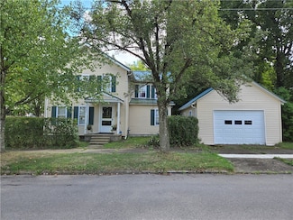 1401 Chestnut St, Franklin, PA 16323