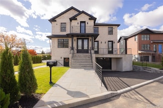 1 Victoria Ln, Yonkers, NY 10701