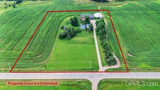 3143 D Rd, Bark River, MI 49807