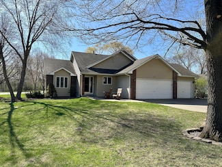 650 River Birch Place, Circle Pines, MN 55014