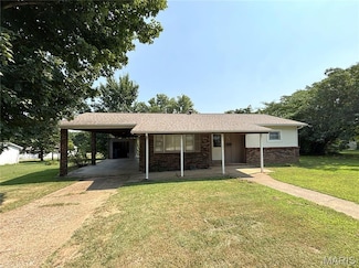 705 Bonnie St, Potosi, MO 63664