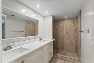 6160 NW 54th Ln, Tamarac, FL 33319