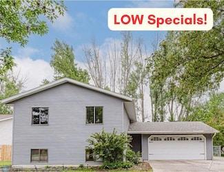 2009 30th Ave S, Fargo, ND 58103