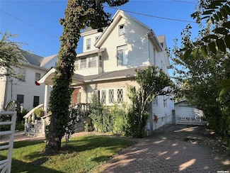 89-27 120th St, Richmond Hill, NY 11418