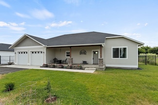 505 W Summit Ave, Reardan, WA 99029