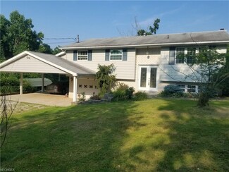 1063 Deerwalk Hwy, Waverly, WV 26184