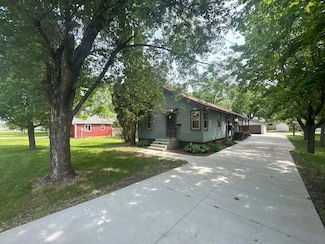 920 2nd Ave S, Sauk Rapids, MN 56379