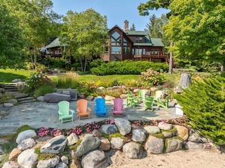 5120 Sequanota Dr, Charlevoix, MI 49720