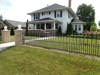 303 N Main St, Tipton, IN 46072